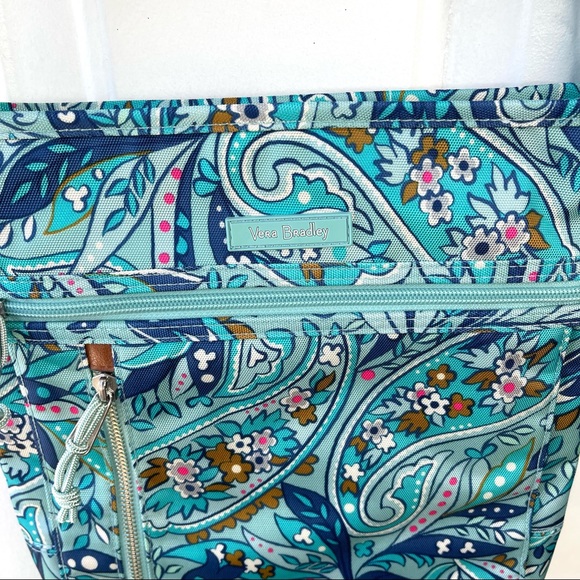 Vintage Vera Bradley Lighten Up Travel Ready CB Blue Daisy & Paisley Purse. - Picture 3 of 14